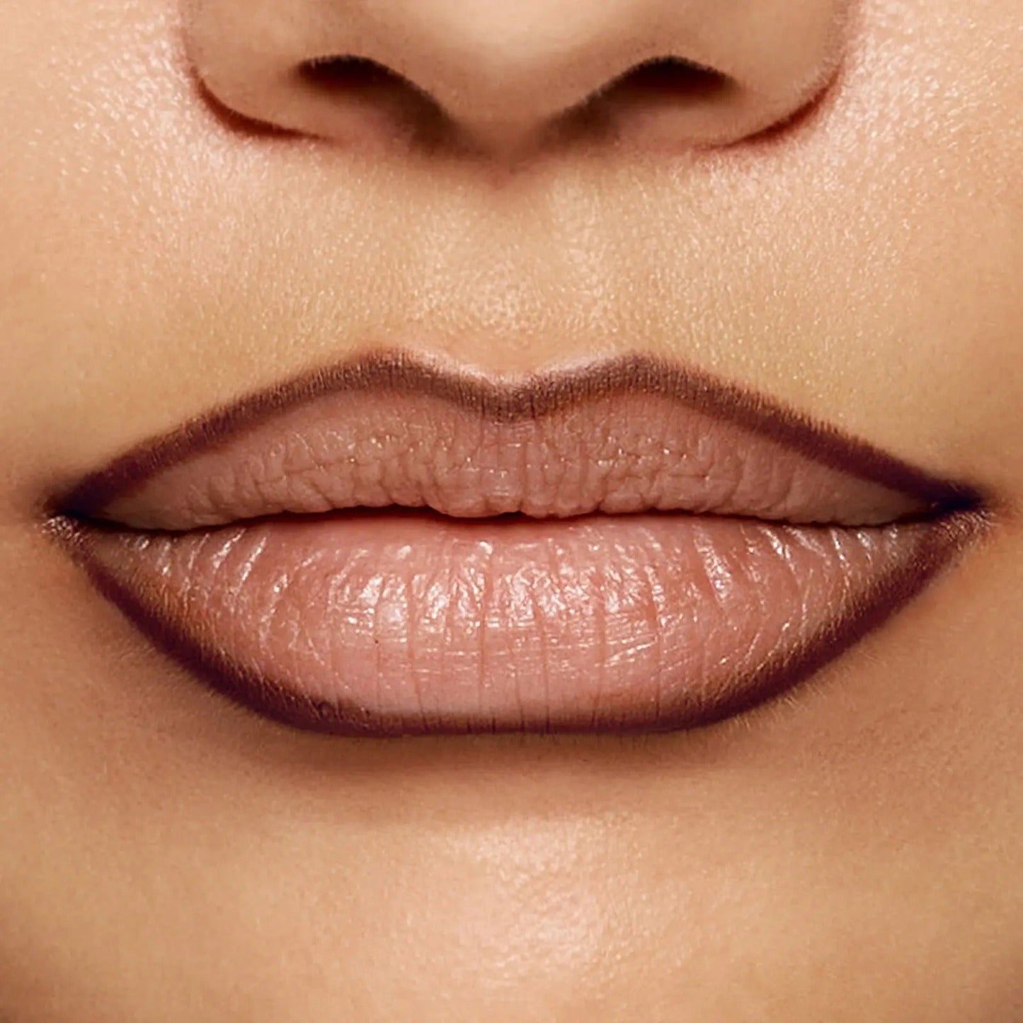 Easy Glide Lip Liner — Creamy, Blendable Color with Smooth Application-MHW